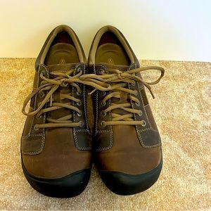 KEEN Men’s Austin Shoe Chocolate Brown